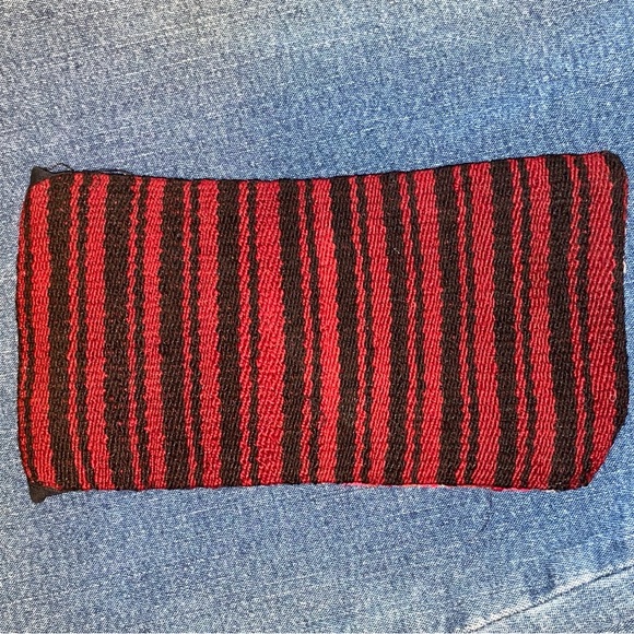 Boho woven bag from Peru with 12” cord button closure and colorful design NWOT - Picture 9 of 10